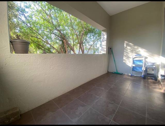 2 BEDROOM APARTMENT FOR SALE IN VORNA VALLEY